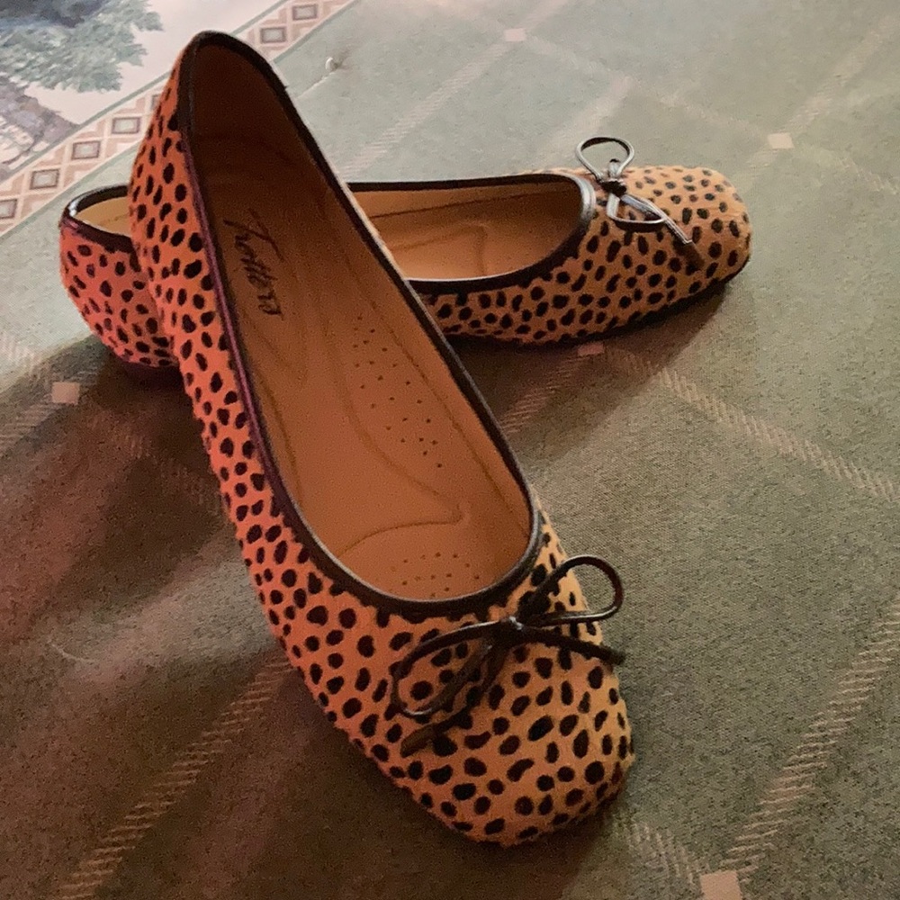 Trotters Leopard Print Flats with Black Accents